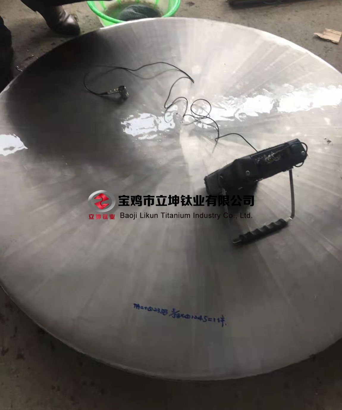 鈦鋼復合圓板